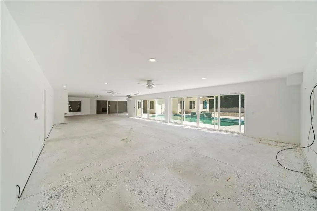 291 W Lilliana Drive, Palm Springs, California 92264 home-pic-30