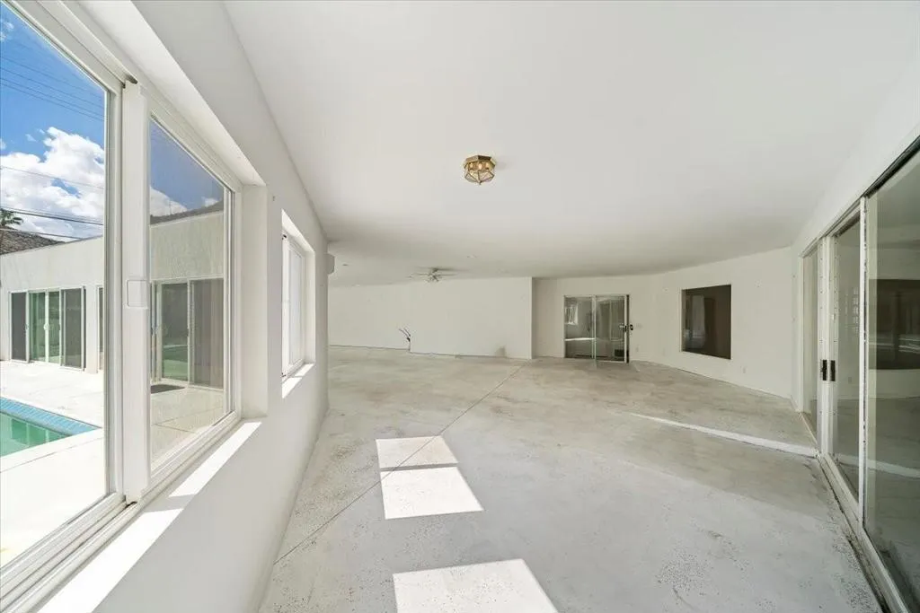 291 W Lilliana Drive, Palm Springs, California 92264 home-pic-29