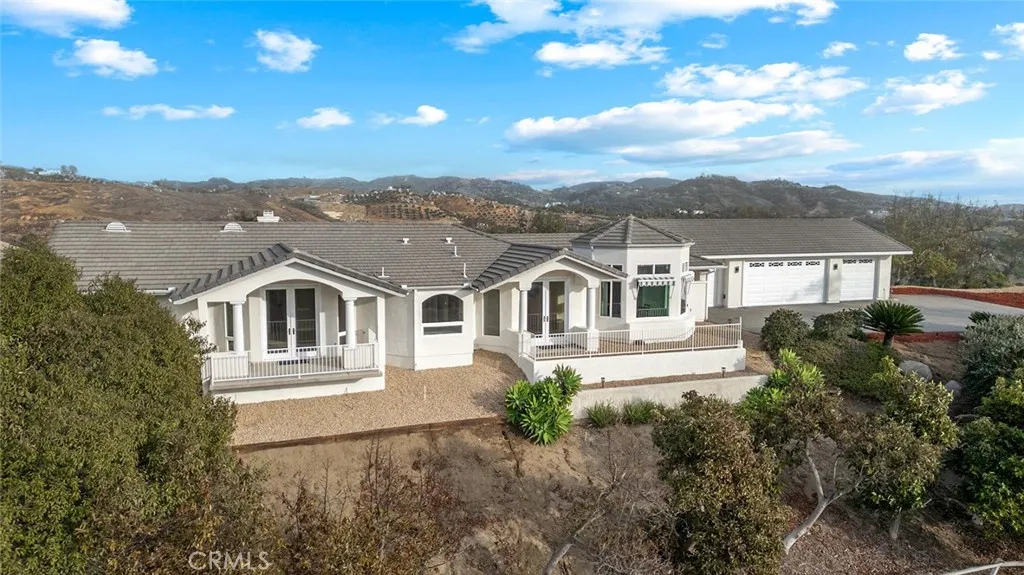45200 Camaron Road, Temecula, California 92590 home-pic-0