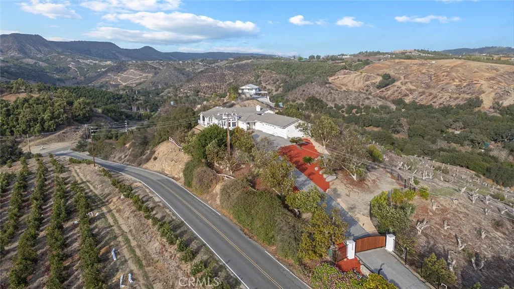 45200 Camaron Road, Temecula, California 92590 home-pic-72