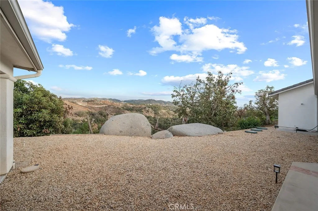 45200 Camaron Road, Temecula, California 92590 home-pic-60