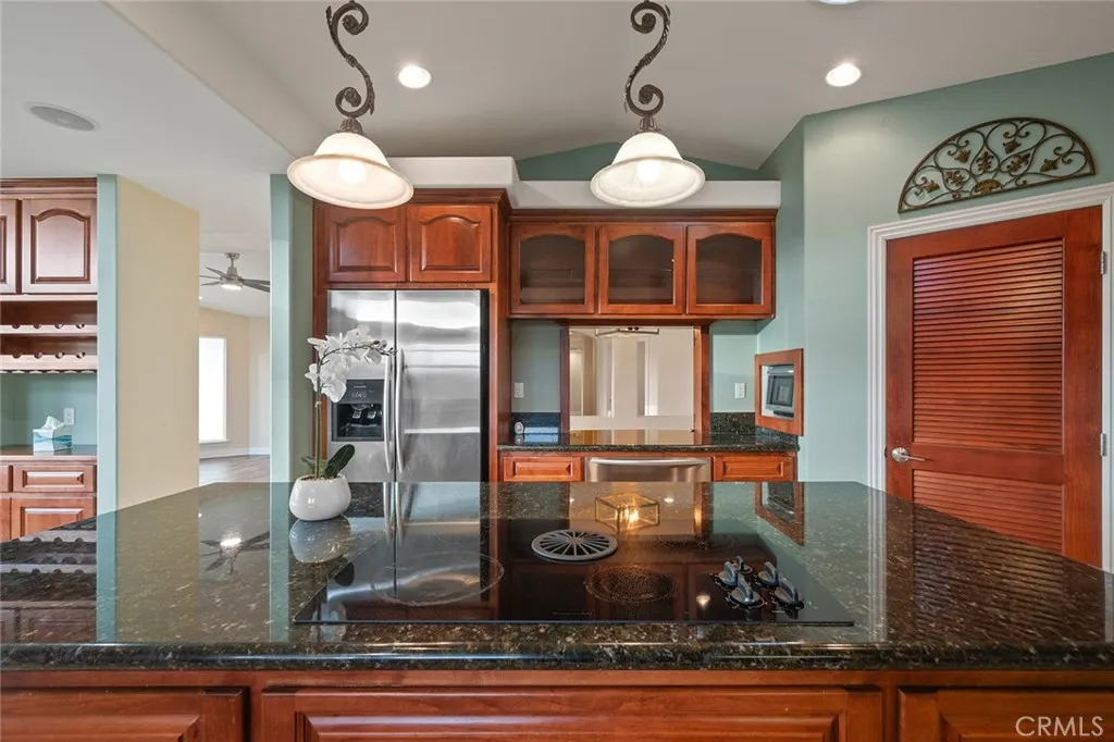 45200 Camaron Road, Temecula, California 92590 home-pic-9