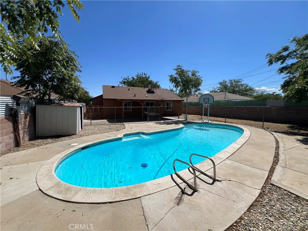 38609 32nd Street E, Palmdale, California 93550 home-pic-27