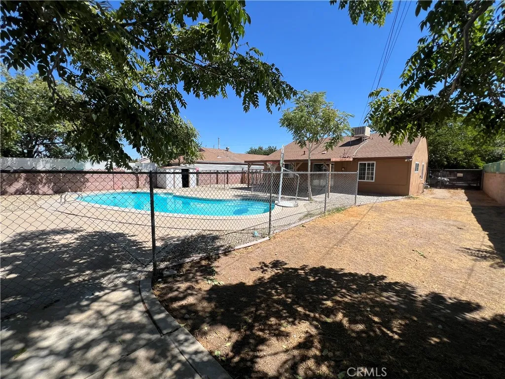 38609 32nd Street E, Palmdale, California 93550 home-pic-23