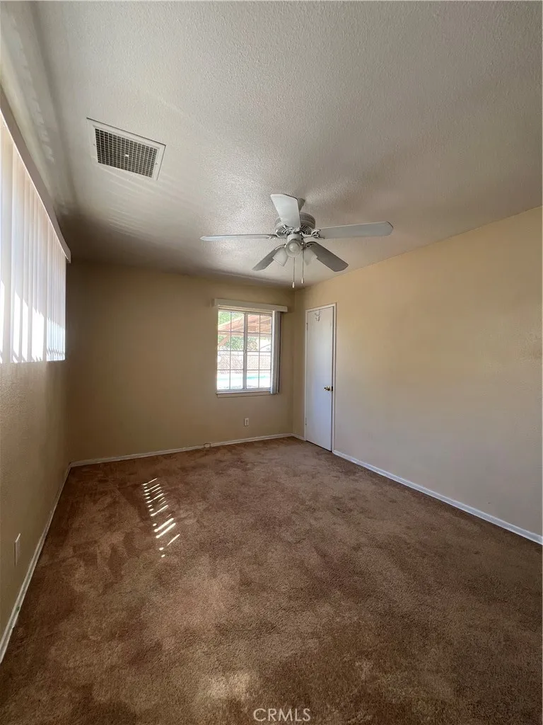 38609 32nd Street E, Palmdale, California 93550 home-pic-13
