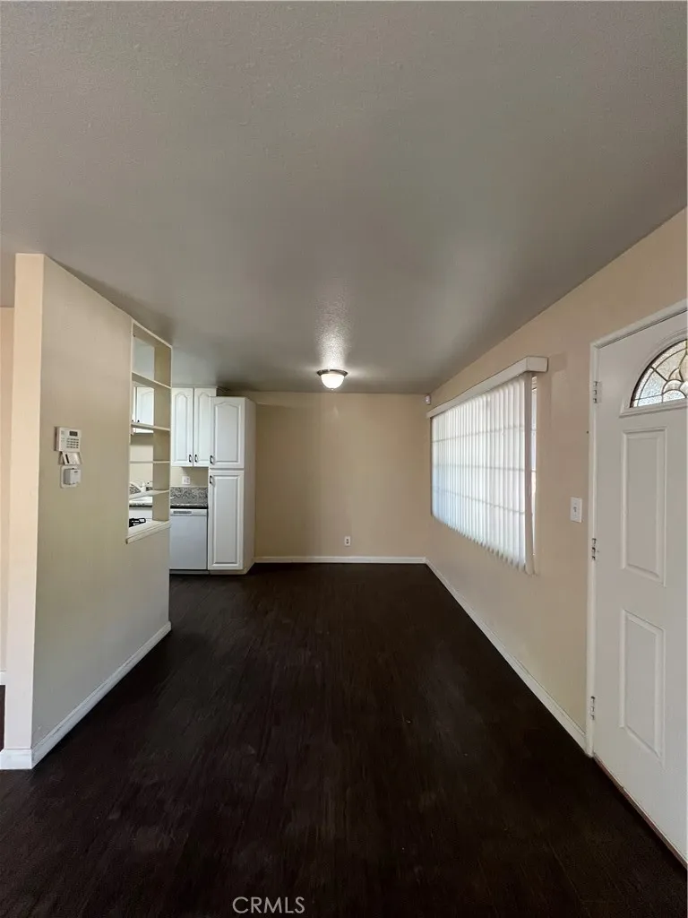 38609 32nd Street E, Palmdale, California 93550 home-pic-5