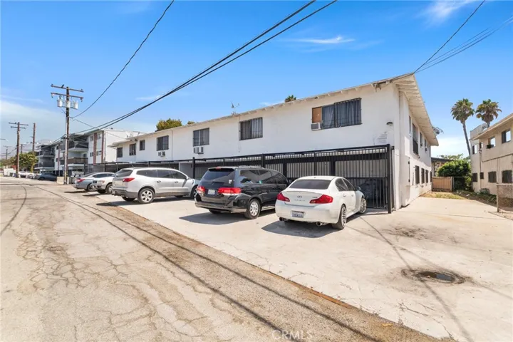 2049 Las Vegas Avenue, Pomona, California 91767