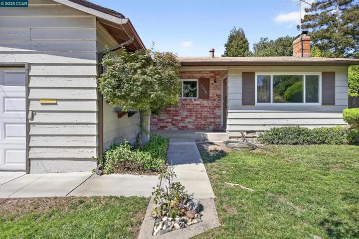 1200 Bay View Farm Rd, Pinole, California 94564