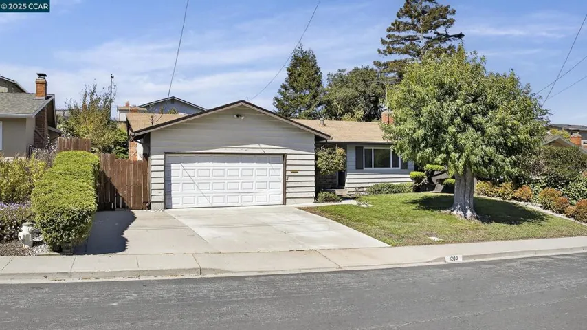 1200 Bay View Farm Rd, Pinole, California 94564