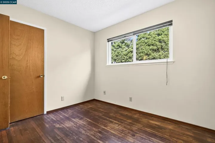 1200 Bay View Farm Rd, Pinole, California 94564
