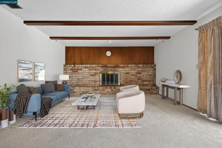 1200 Bay View Farm Rd, Pinole, California 94564