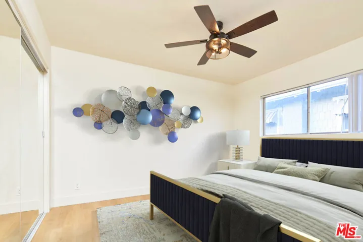 204 N Manhattan Place, Los Angeles, California 90004