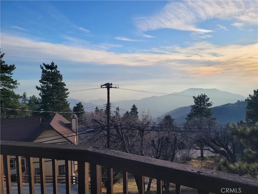 31612 City Creek Road, Running Springs, California 92382 home-pic-18