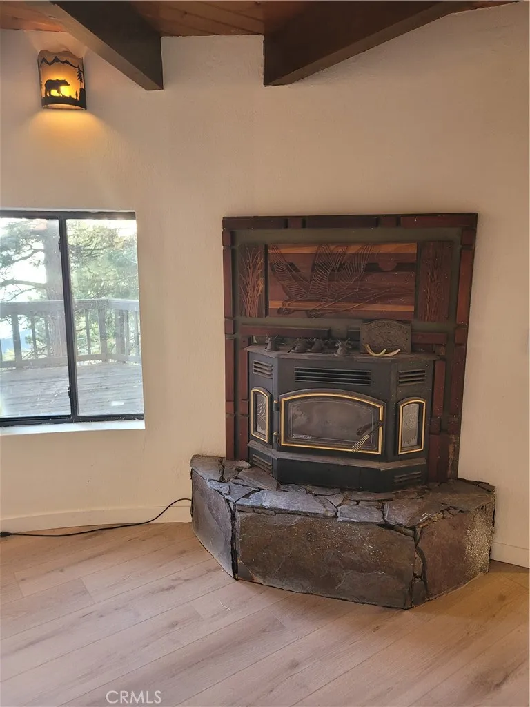 31612 City Creek Road, Running Springs, California 92382 home-pic-6