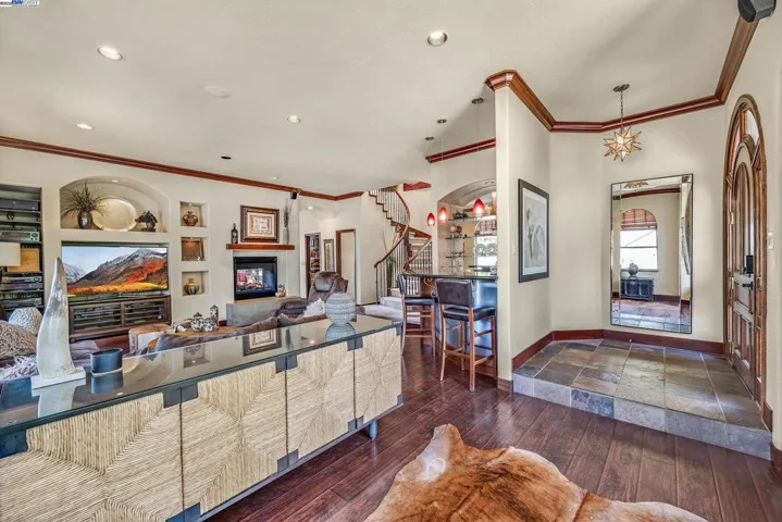 141 Ray St, Pleasanton, California 94566