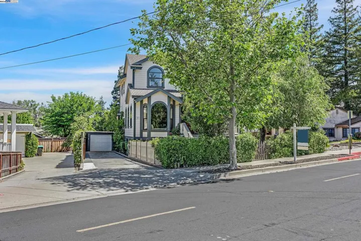 141 Ray St, Pleasanton, California 94566