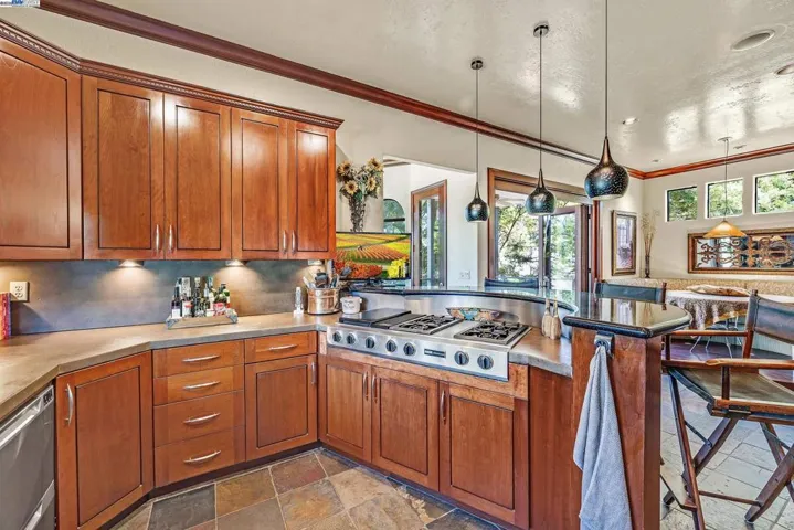 141 Ray St, Pleasanton, California 94566