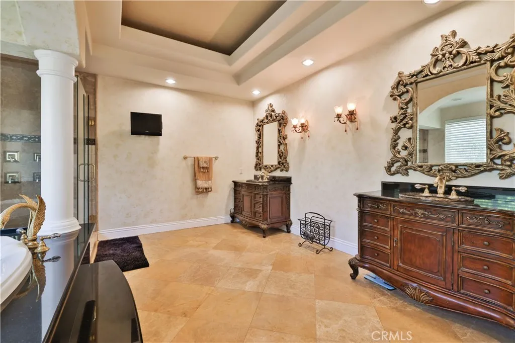 1243 Jacaranda Place, Upland, California 91784 home-pic-31