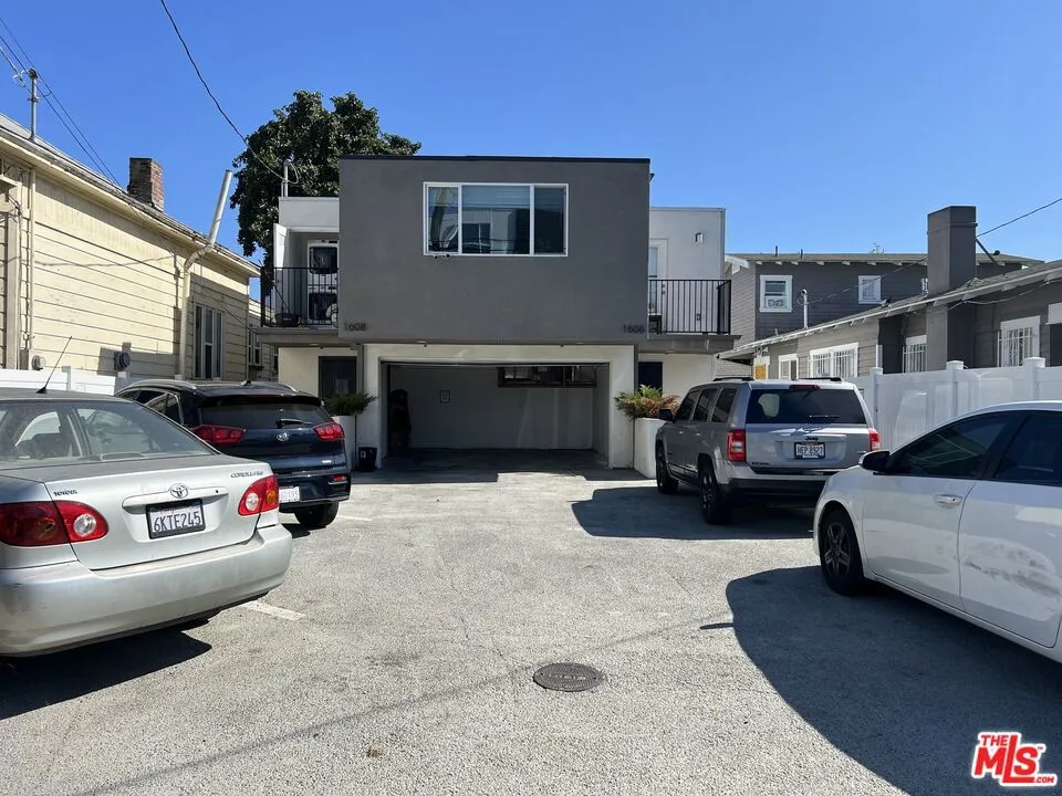 1608 W 36th Place, Los Angeles, California 90018, ,1 BathroomBathrooms,Residential Lease,For Rent,36th,25587155
