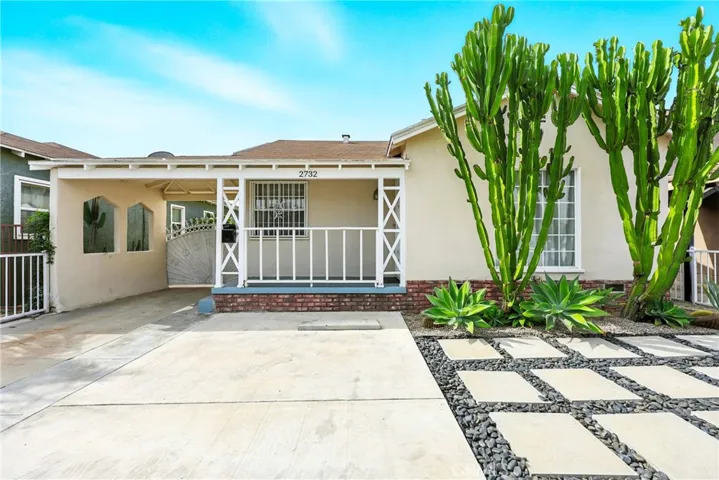 2732 Indiana Avenue, South Gate, California 90280