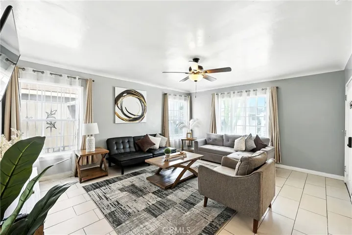 2732 Indiana Avenue, South Gate, California 90280