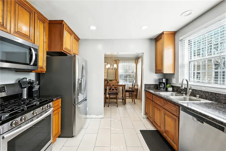 2732 Indiana Avenue, South Gate, California 90280