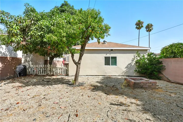 Yard Behind Garage