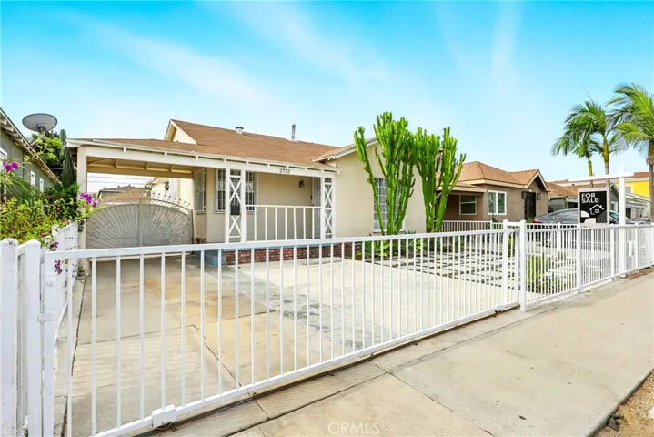 2732 Indiana Avenue, South Gate, California 90280