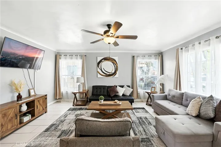 2732 Indiana Avenue, South Gate, California 90280