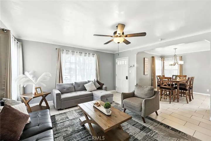 2732 Indiana Avenue, South Gate, California 90280