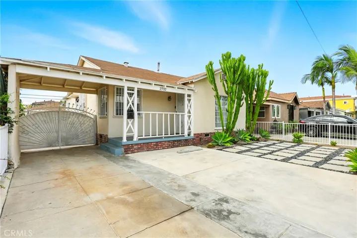 2732 Indiana Avenue, South Gate, California 90280