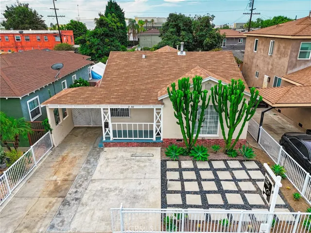 2732 Indiana Avenue, South Gate, California 90280