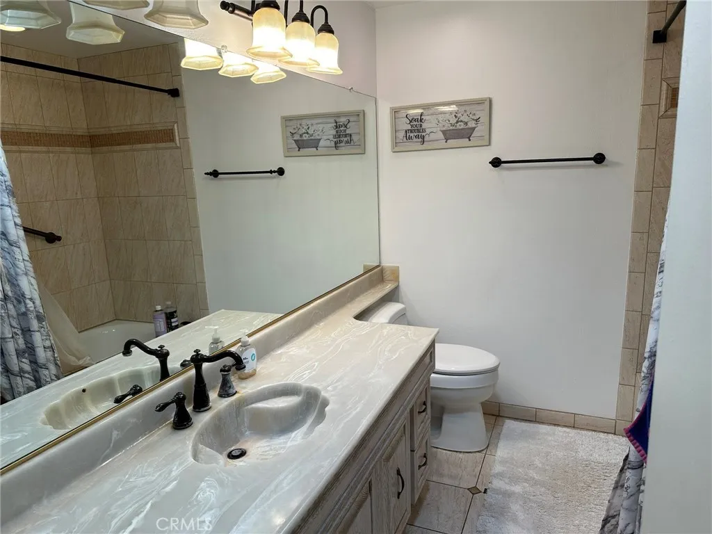 2752 Wanda Ave, Simi Valley, California 93065 home-pic-24