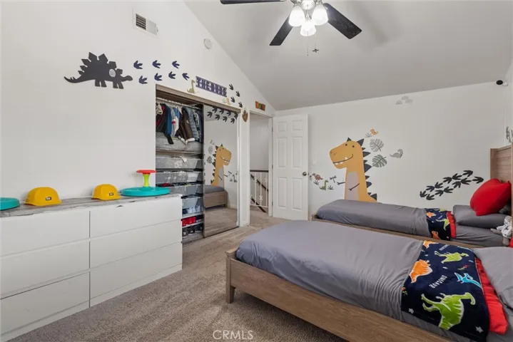 Upstairs bedroom.