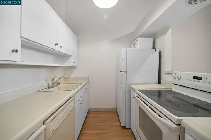 320 N Civic Dr 310, Walnut Creek, California 94596