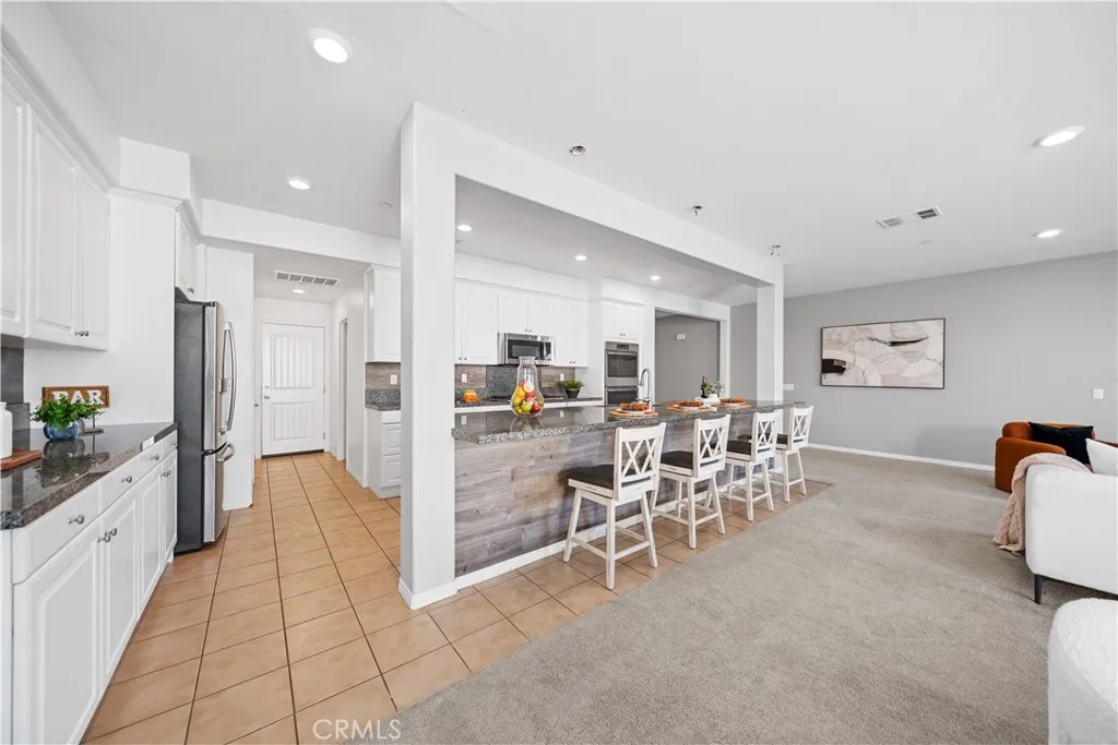 11872 Confluence Drive, Jurupa Valley, California 91752 home-pic-11
