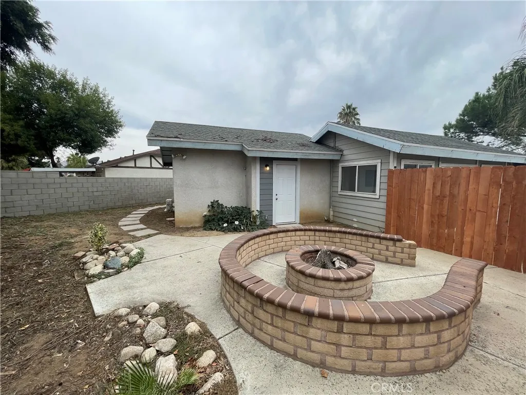 25141 Silent Creek Road, Moreno Valley, California 92553 home-pic-44