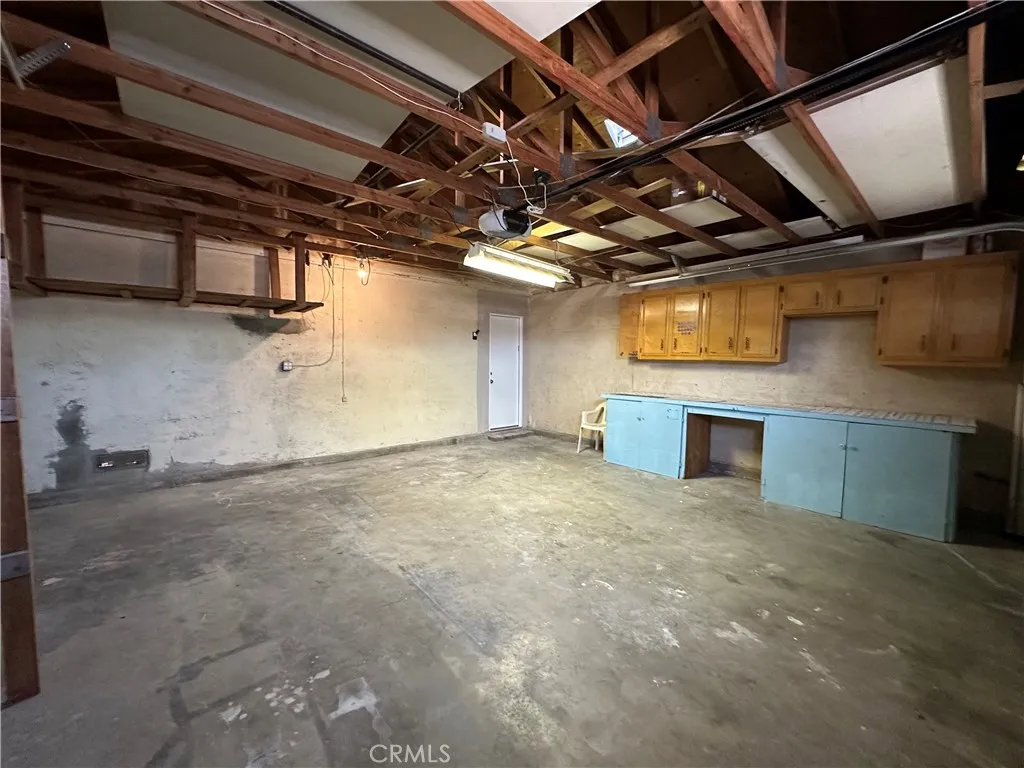 25141 Silent Creek Road, Moreno Valley, California 92553 home-pic-25