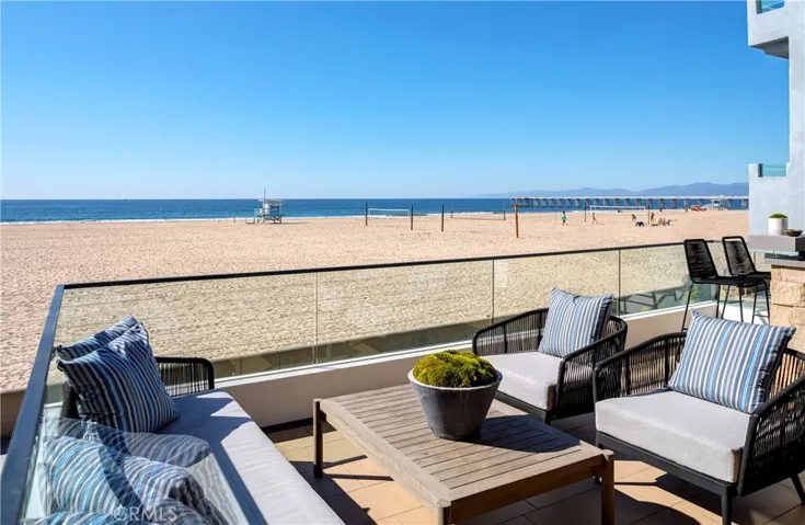 732 The Strand, Hermosa Beach, California 90254