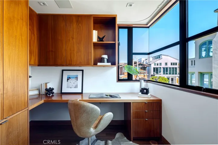 732 The Strand, Hermosa Beach, California 90254