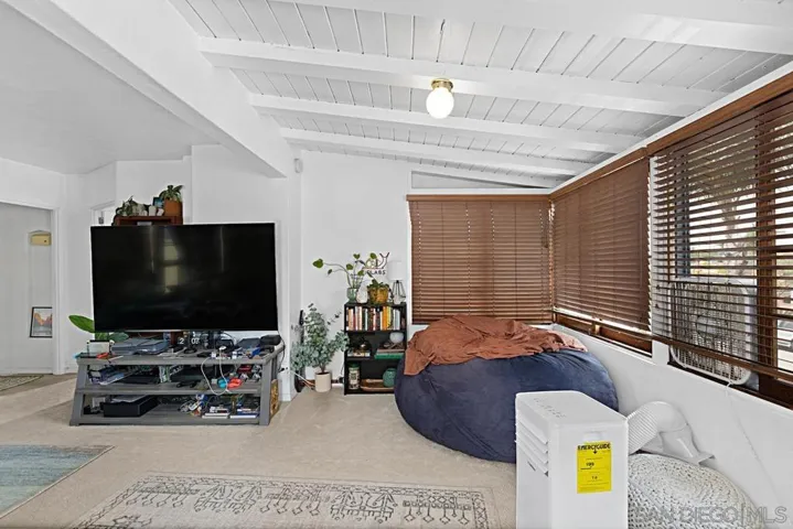 Den/Family/Great Room