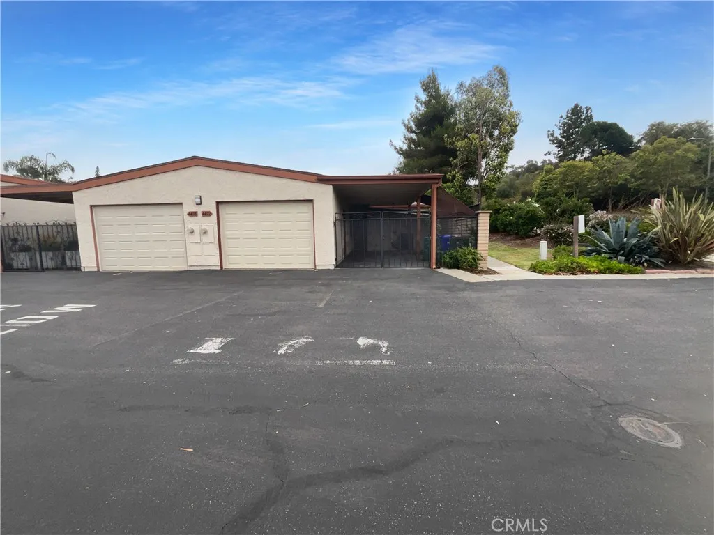 4402 Chickadee Way, Oceanside, California 92057 home-pic-0