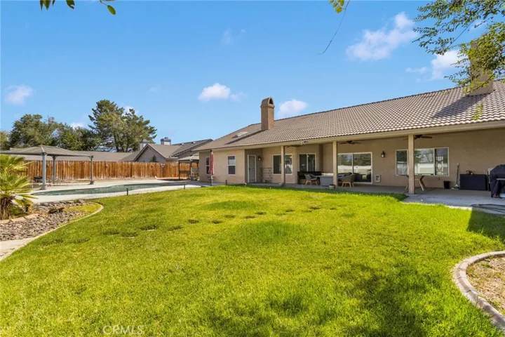 21408 Us Highway 18, Apple Valley, California 92307