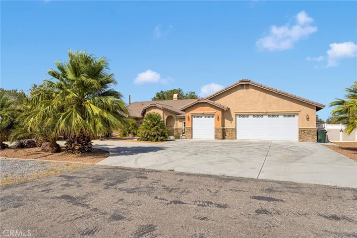 21408 Us Highway 18, Apple Valley, California 92307