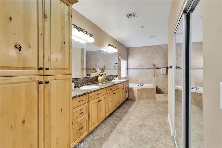 21408 Us Highway 18, Apple Valley, California 92307