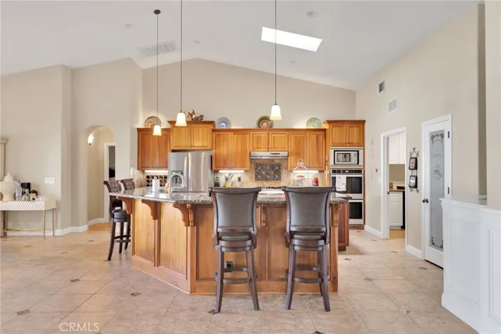 21408 Us Highway 18, Apple Valley, California 92307