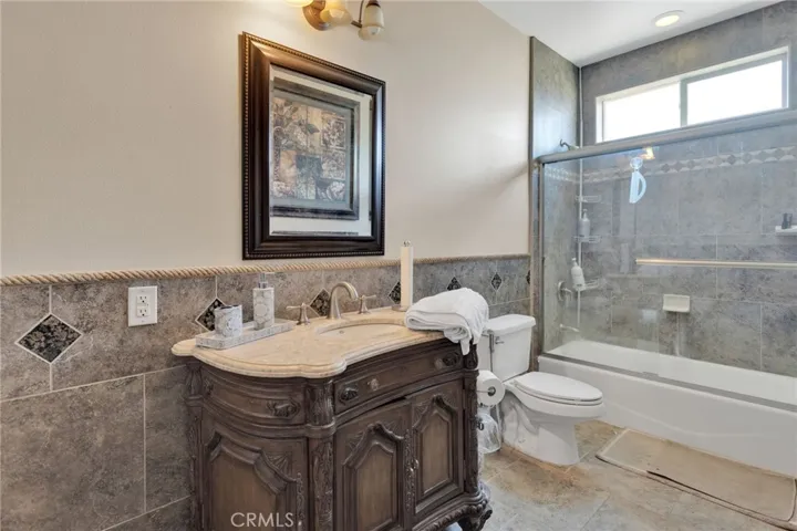21408 Us Highway 18, Apple Valley, California 92307