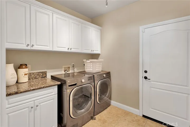 21408 Us Highway 18, Apple Valley, California 92307