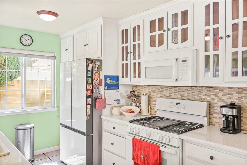 12360 Hedda Drive, Cerritos, California 90703 home-pic-10