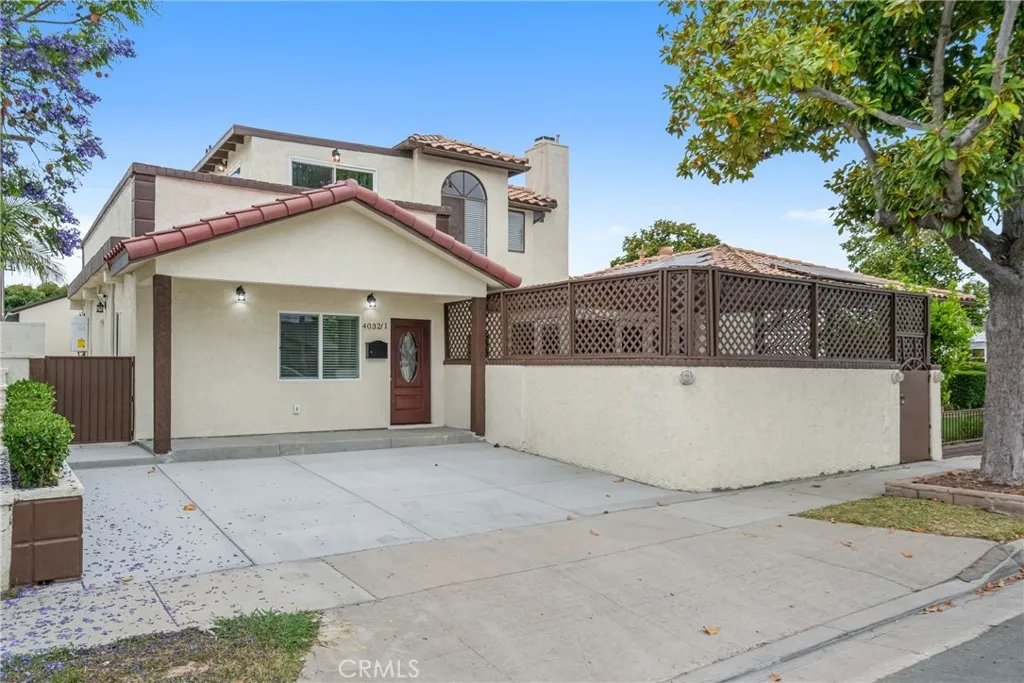 4032 Elsa Street, Lakewood, California 90712, 6 Bedrooms Bedrooms, ,5 BathroomsBathrooms,Residential,For Sale,Elsa,OC25198601